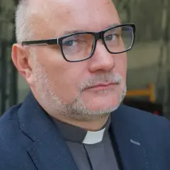 Czy afirmacje to grzech? Poznaj prawdę o afirmacjach w wierze katolickiej