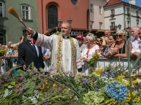 Czy 15 sierpnia trzeba iść do kościoła - poznaj zasady i konsekwencje