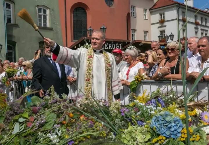 Czy 15 sierpnia trzeba iść do kościoła - poznaj zasady i konsekwencje