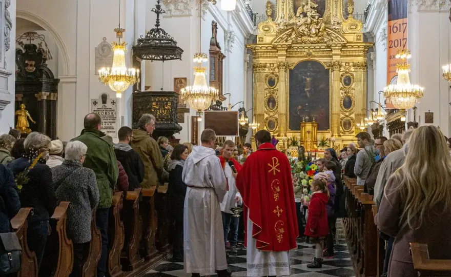 Czy w Szczepana trzeba iść do kościoła? Sprawdź oficjalne stanowisko