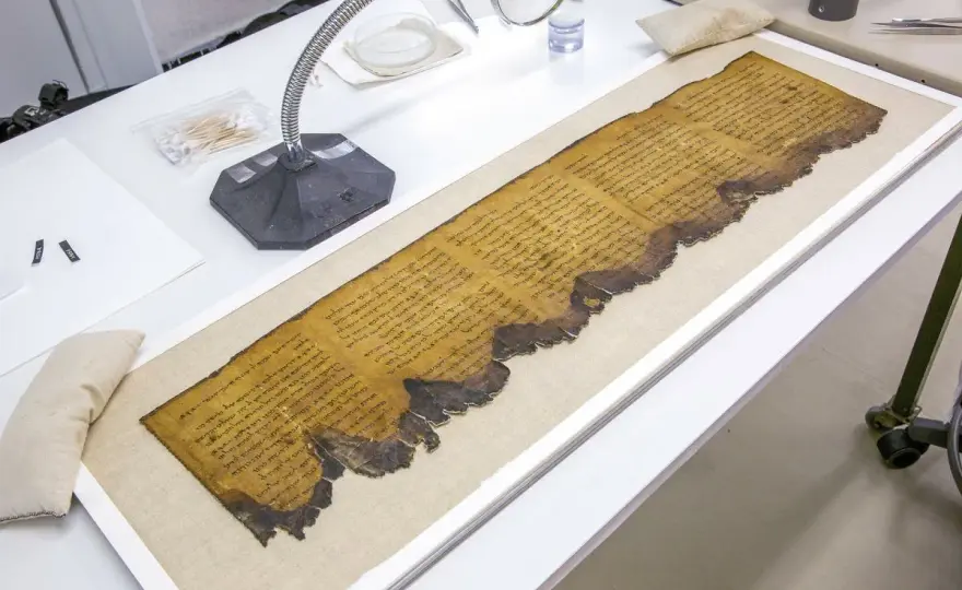Zwoje z Qumran - czym są i dlaczego zmieniły badania nad Biblią?