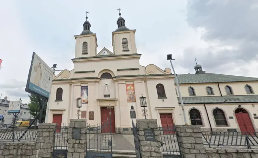 Na L4 możesz iść do kościoła? Poznaj zasady i konsekwencje prawne